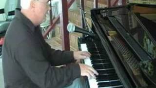 Video-Miniaturansicht von „"I can't stop lovin you" - piano“