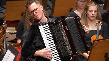 Martynas Levickis | Lithuanian folk song: Beauštanti aušrelė