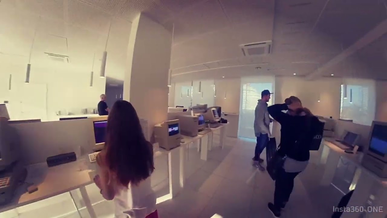 Tour Apple Museum by Alberto Borgini