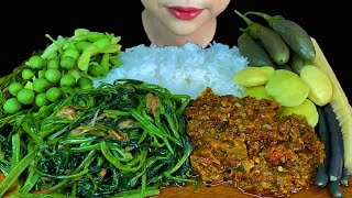 EATING GREEN VEGGIES|| Spicy Chilli Sauce, Stir Fried Water Spinach, Jengkol