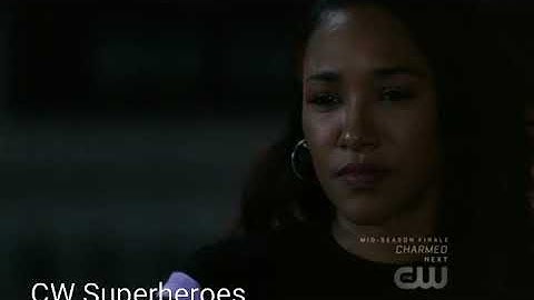 The Flash 5x09 "Elseworlds" | Barry and Iris Discuss Being Oliver Queen