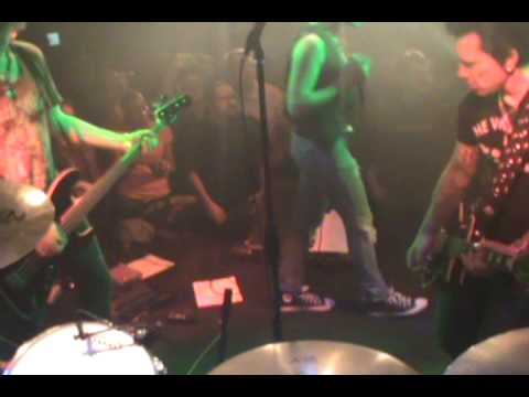 REBEL YELL performed by Queen V, Steve Stevens, Le...