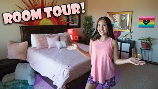 ROOM TOUR!!! What&#39;s in Jillian&#39;s Closet?  Decorating My Room with Stolen Furniture!
