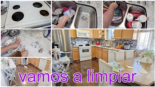 MOTIVATE A LIMPIAR CONMIGO// LIMPIEZA DE LA COCINA