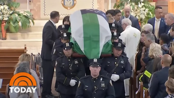 Thousands Pay Tribute To 9/11 First Responder Luis...