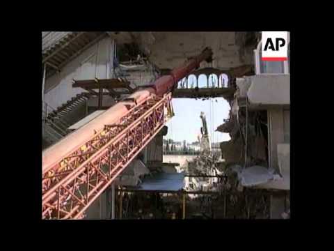 Видео versailles wedding hall disaster