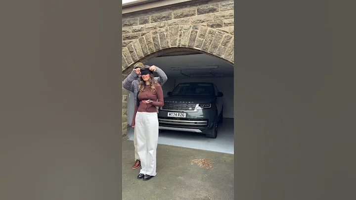 Surprising her with her dream car!! Range Rover Autobiography #surprise #gift #rangeroverinformation