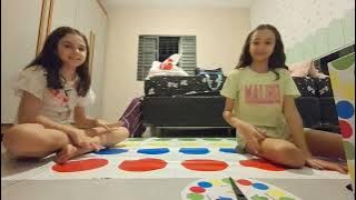 jogando twister🤚🤪