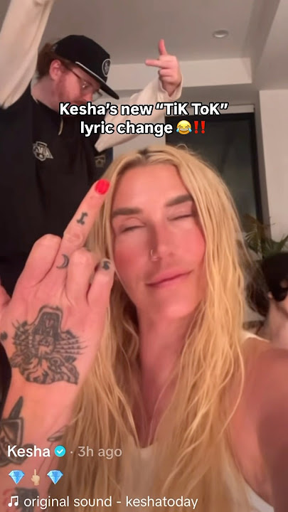 Kesha will always be iconic 🤣✨🖕🏼