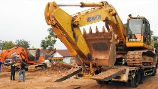 Loading Transporting The Broken Down Excavator Komatsu PC300 By Self Loader Truck Isuzu Giga FVZ 285