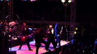 Exodus live in tuxedos@Barge To Hell