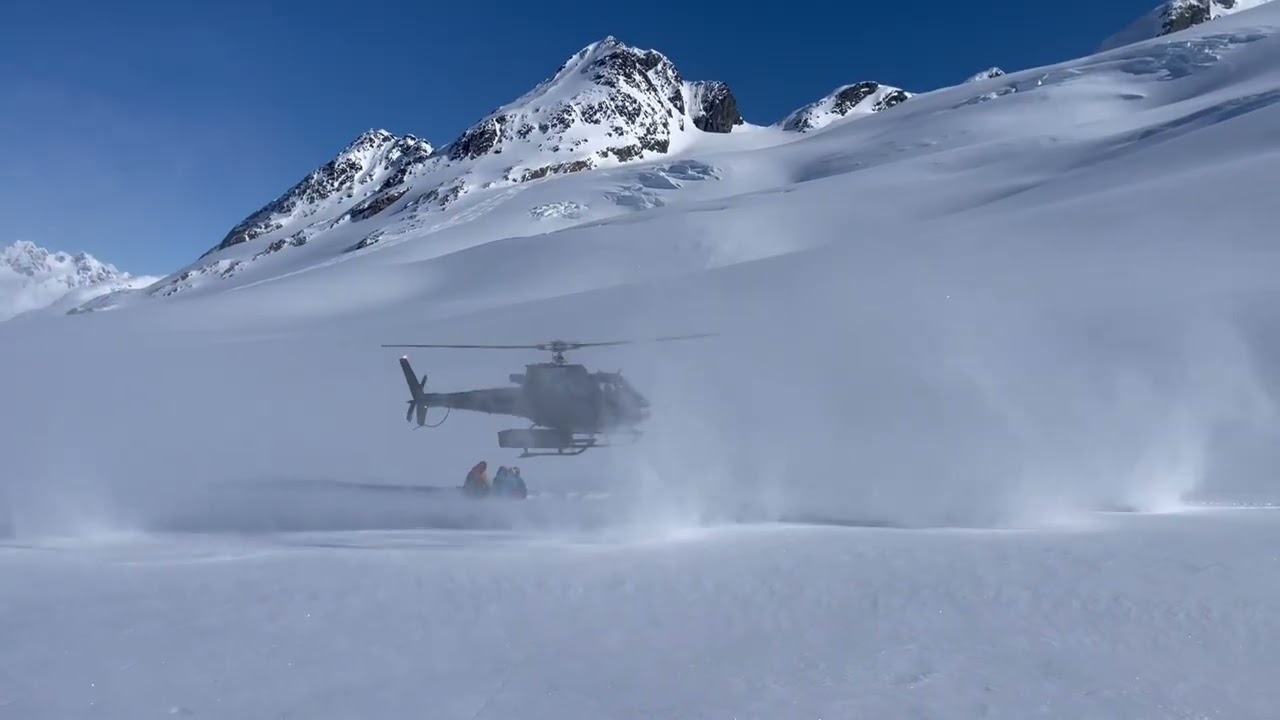 Heliski canada