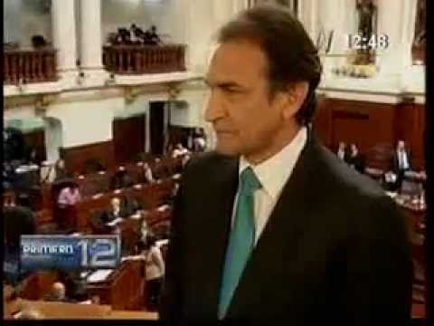 Congresista Héctor Becerril: