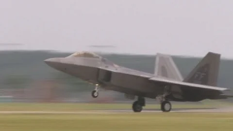 Air Force F-22 Raptors's Role in Fighting IS