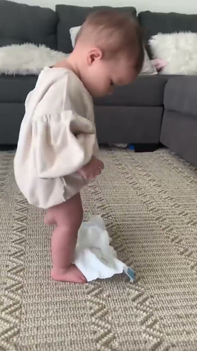 1 Year Old Baby Is Trying To Change Her Diaper😱🤯 #shorts