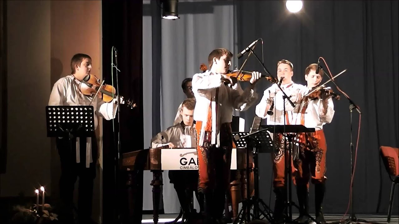 Chovala mňa moja mamka (CM Galán)