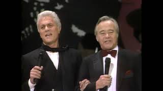 Jack Lemmon, Tony Curtis, Walter Matthau, Carol Burnett singing (AFI Billy Wilder - March 6th 1986)