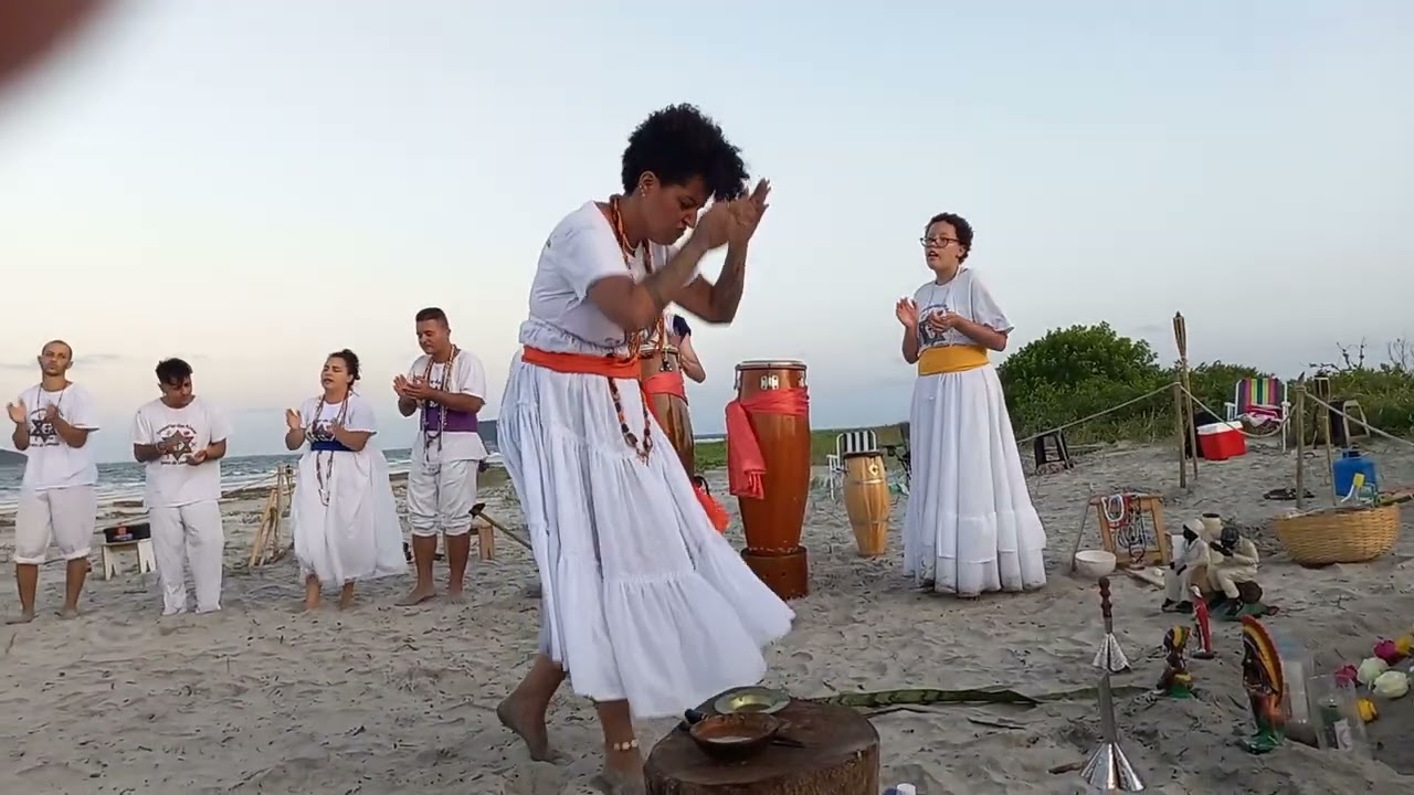 Chegada da Cabocla Janaína  |  Gira de Praia