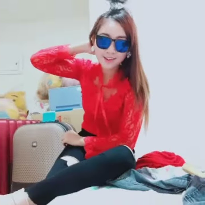 Dj nona manis baju merah story kekinian 30 detik || Kinemaster