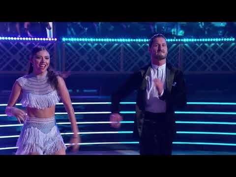 Xochitl Gomez and Charity Lawson’s Whitney Houston Night Dance-Off – Dancing with the Stars
