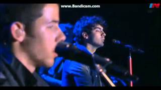 Diamonds/A Little Bit Longer- Jonas Brothers (Buenos Aires; Argentina)