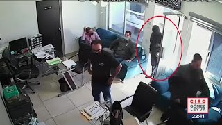 Hombre asalta negocio de autos en Cajeme en 2 minutos 40 segundos | Noticias con Ciro Gómez Leyva