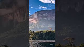 vast and beautiful landscapes are simply stunning.