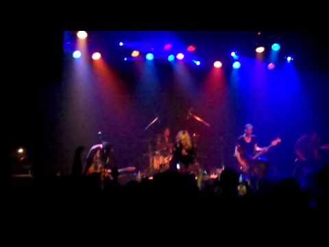 The Sounds - No One Sleeps When I'm Awake (Live, 3/21/11)