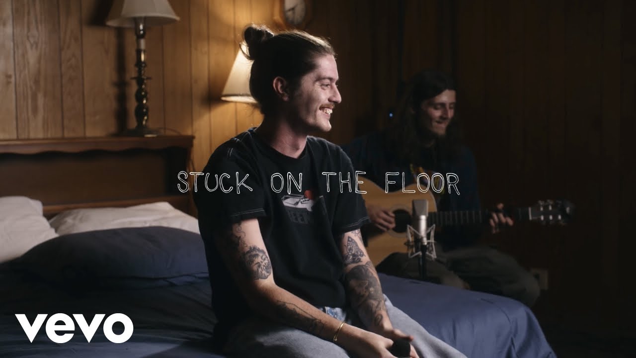 honestav - Stuck On The Floor (UNPLUGGED) honestav - Stuck On The Floor (UNPLUGGED)