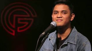 Download Lagu Maroon 5 - This Love (Cover By Kucaimars) MP3 Download Lagu Maroon 5 - This Love (Cover By Kucaimars) MP3