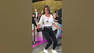 بنت اللبنانية بدبكة جوبي تنال ملايين من المشاهدات في 24 ساعة Famous GIRL 