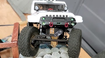 The Collector RC - AXIAL SCX24 (Indoor Obstacle Course)