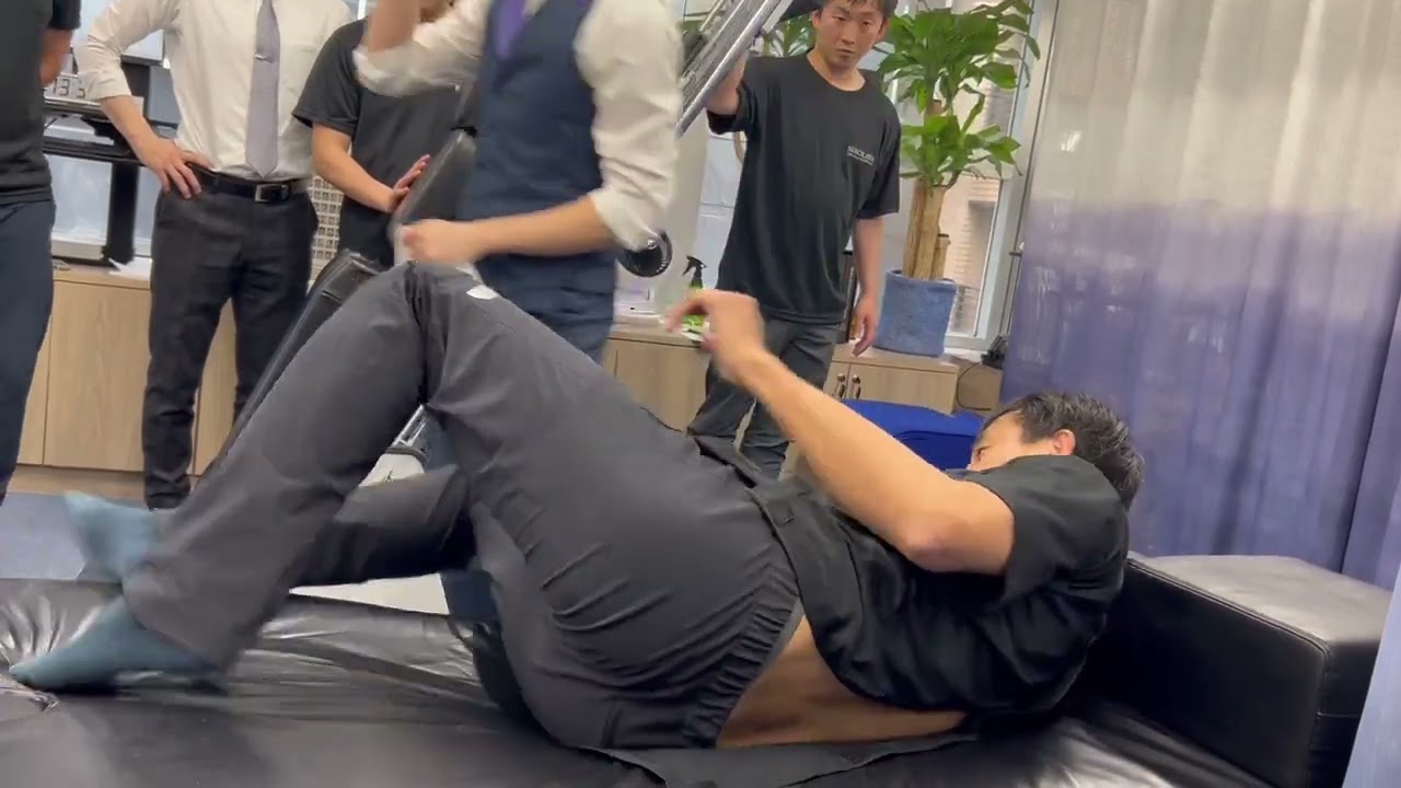 すべり症アジャストメントシオカワスクール講師 塩川雅士D.C.