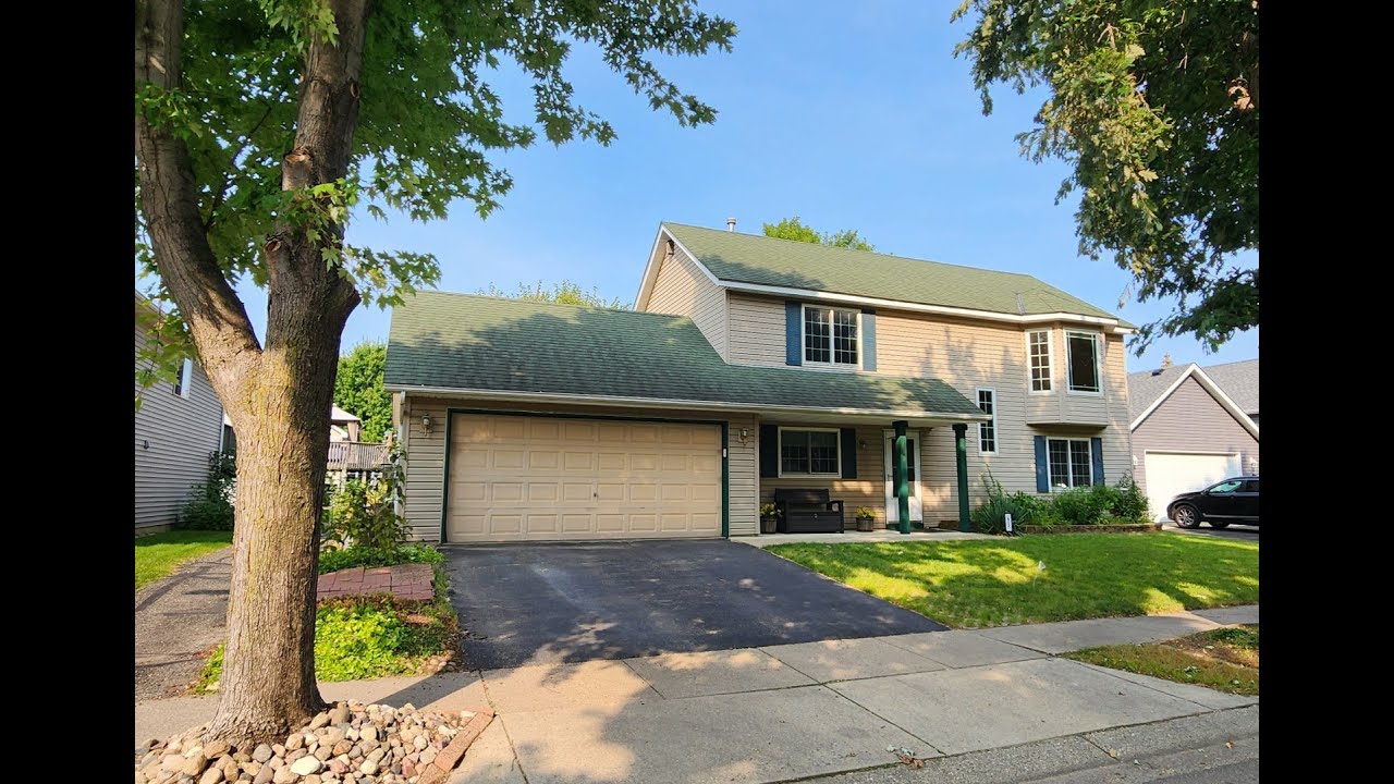 612 10th Street Farmington, MN | ColdwellBankerHomes.com