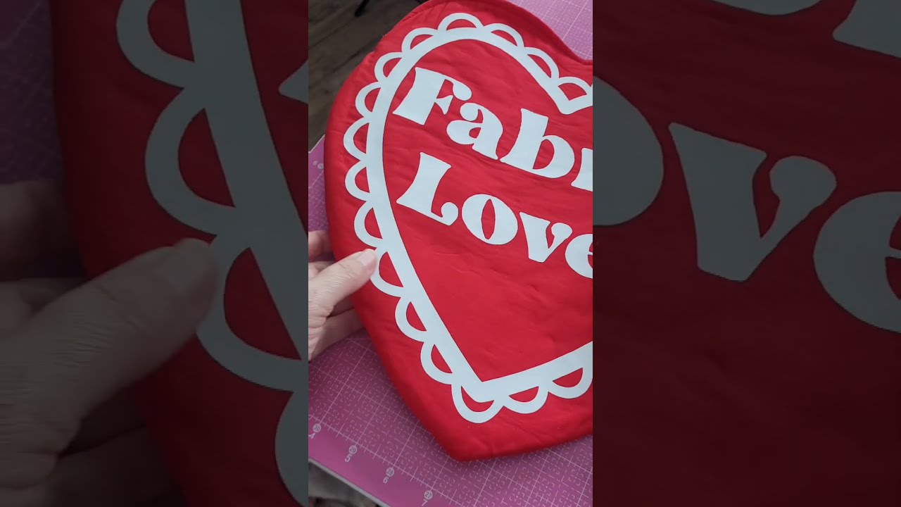 DIY Of The VIRAL Book Lover Tote