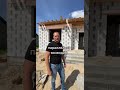 Одновременный монтаж кровли и стен. #shorts #стройка #домподключ #калининград #строительстводомов в