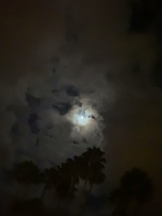 iphone-11-camera-on-moon-youtube