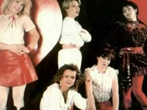 Yes Or No (Live in Austin TX 9-02-83) - The Go-Go'...
