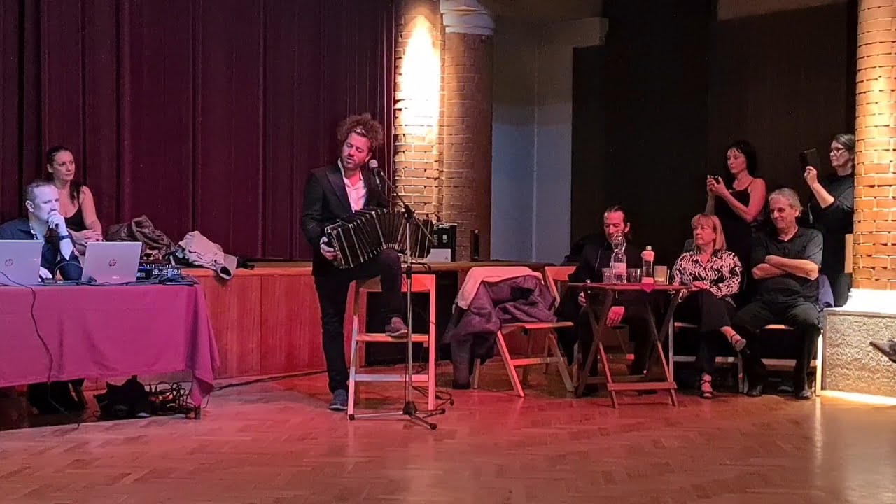 Milonga Tabor (23. 12. 2022) ~ Leonel Gasso on bandoneon