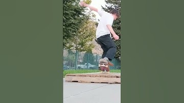 Nollie heel flip nose manual
