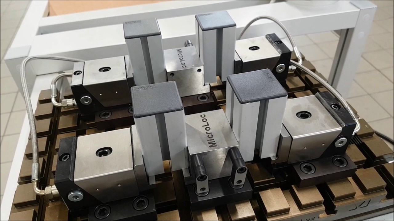 Robotics CNC operator assistance