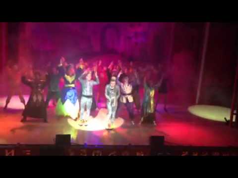 a girl like you 19.12.12 evening show