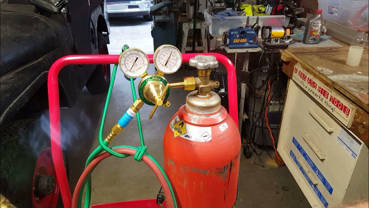 OXY ACETYLENE RIG WITH FLASHBACK ARRESTORS BOTH ENDS - YouTube