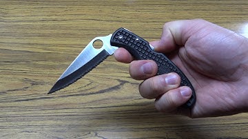 Open And Close A Spyderco Endura With One Hand