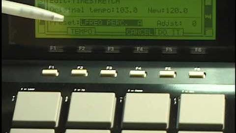 AKAI MPC2500  Time Compression 1