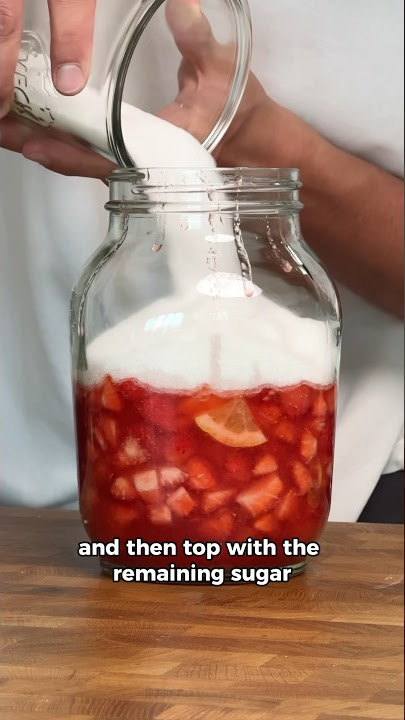 Fresh strawberry syrup