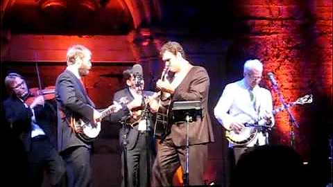 Steve Martin sings King Tut Bluegrass Style!