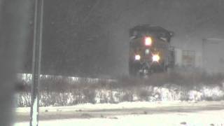 Solo CSX Engine Pulls Norfolk Southern 26R Train w Audio