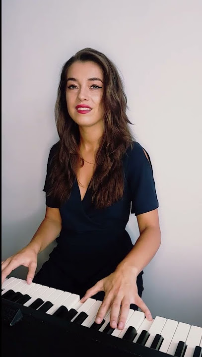 🎹Daria Zawiałow - FIFI HOLLYWOOD | Cover #shorts
