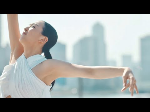 浅田真央が舞う 日本にエールを送るダンス 佐藤製薬 ストナ Cm Youtube 浅田真央が舞う 日本にエールを送るダンス 佐藤製薬 ストナ Cm Youtube